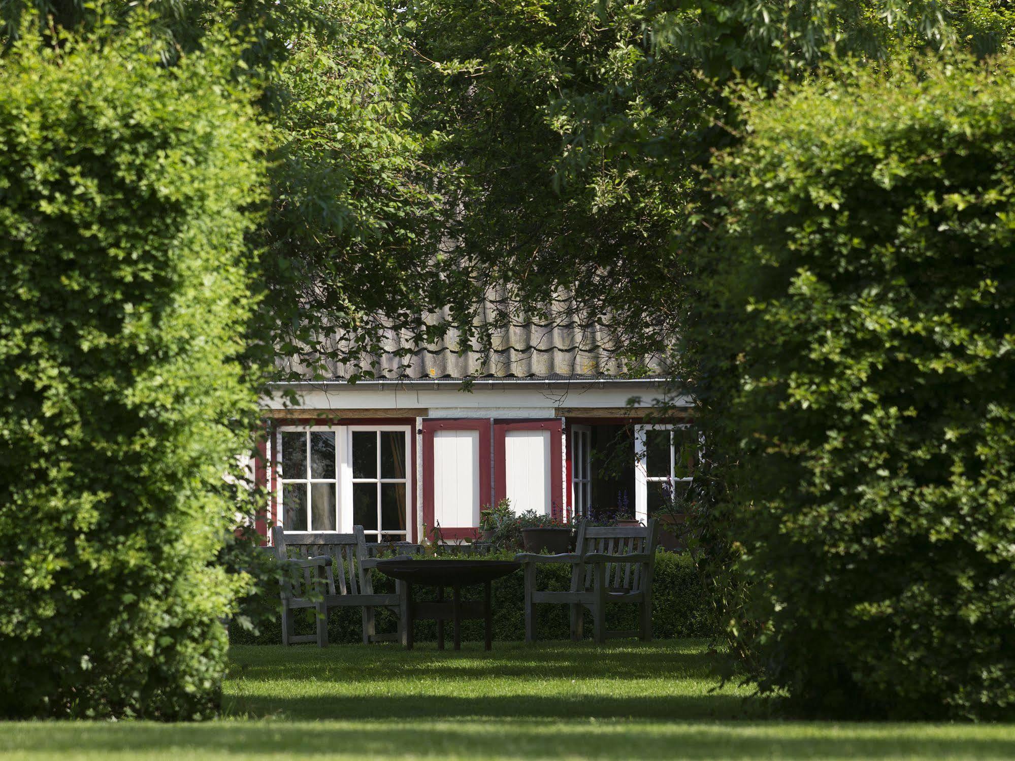 B&B Pronkenburg Брюж Екстериор снимка